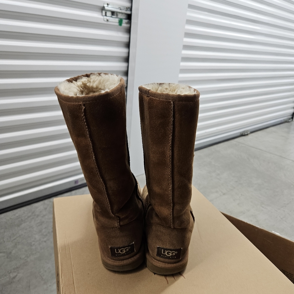 Women's Ugg boots